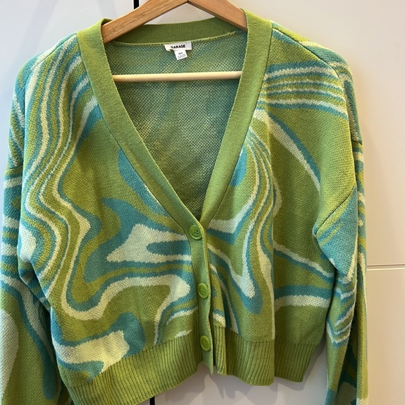 Garage Cardigan π - Picture 3 of 6